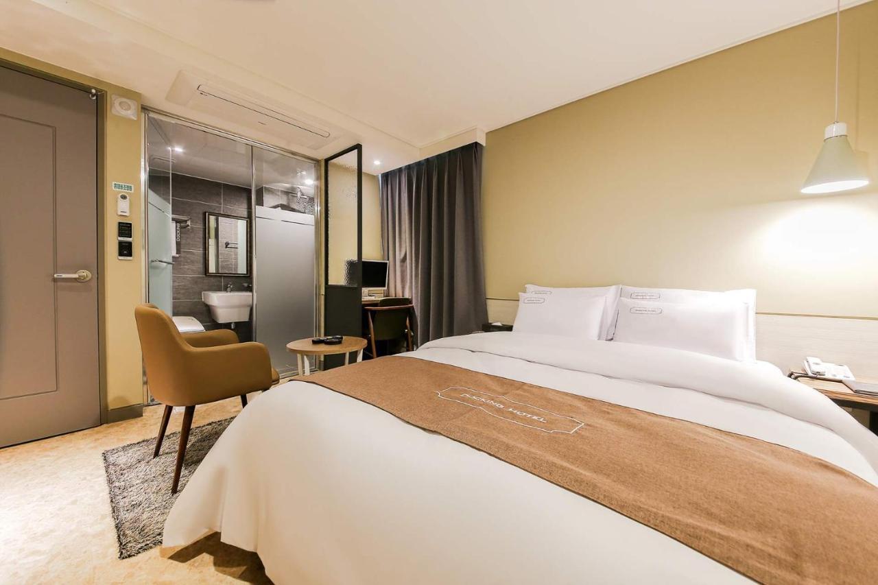 Docking Hotel Gimpo Eksteriør billede
