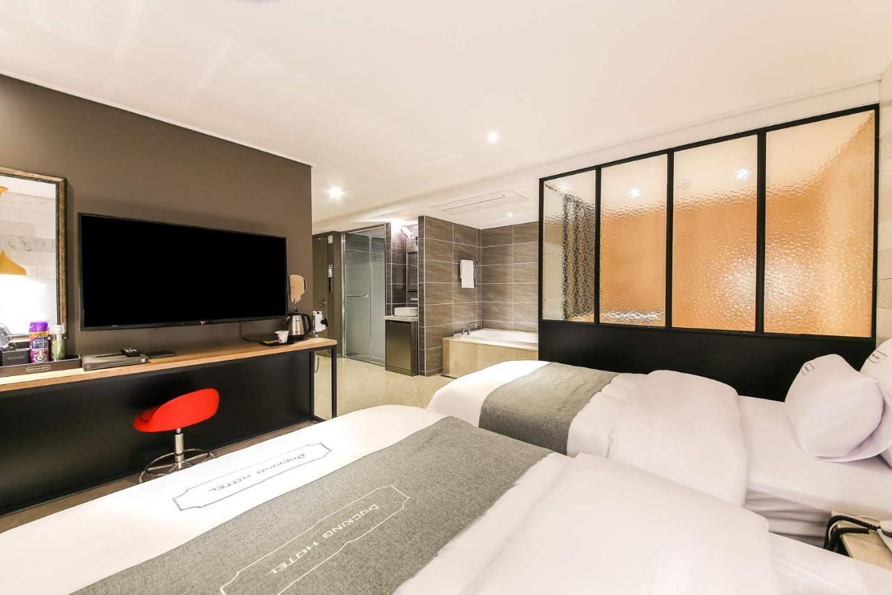 Docking Hotel Gimpo Eksteriør billede